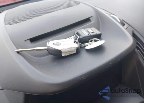 2014 Ford Escape Se z USA, uszkodzony, nr VIN 1FMCU9GX0EUE51191